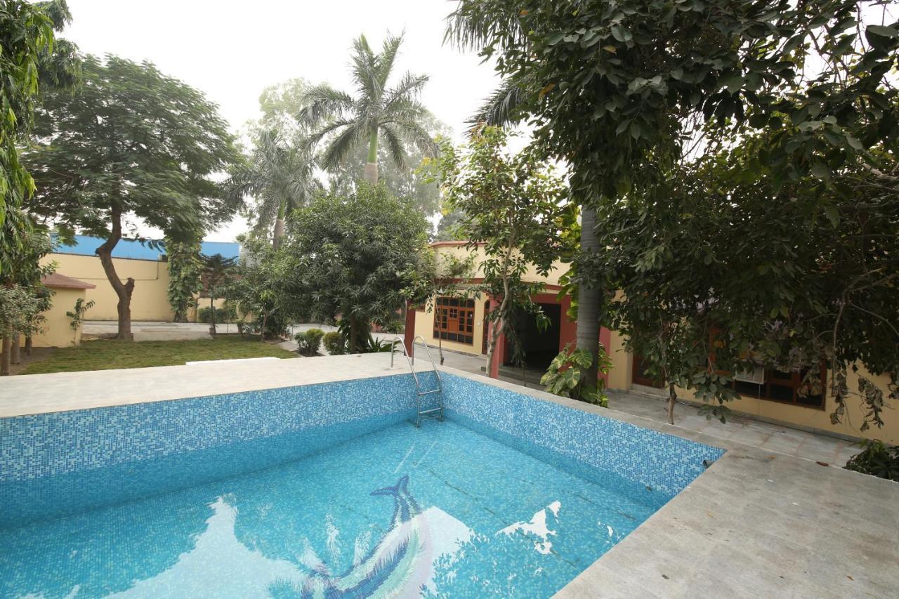 The Karnal Resort Экстерьер фото
