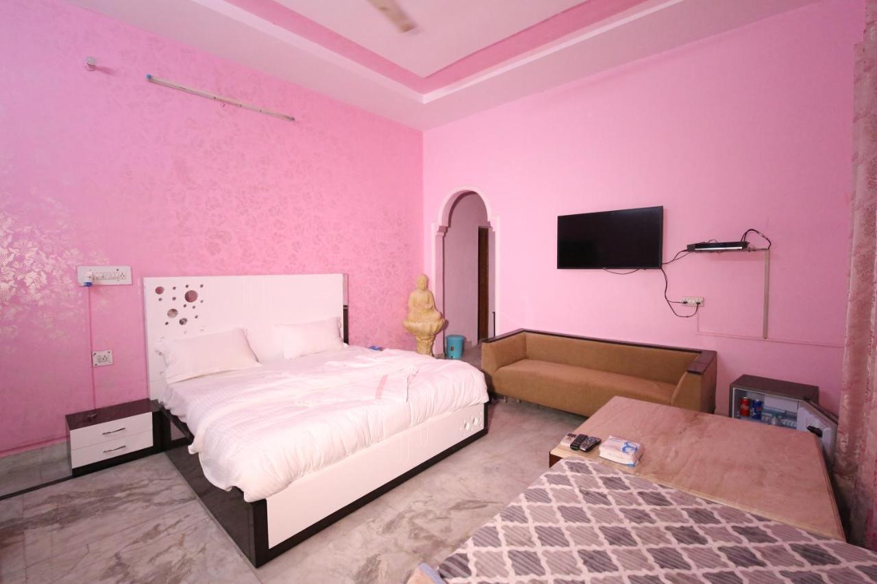 The Karnal Resort Экстерьер фото